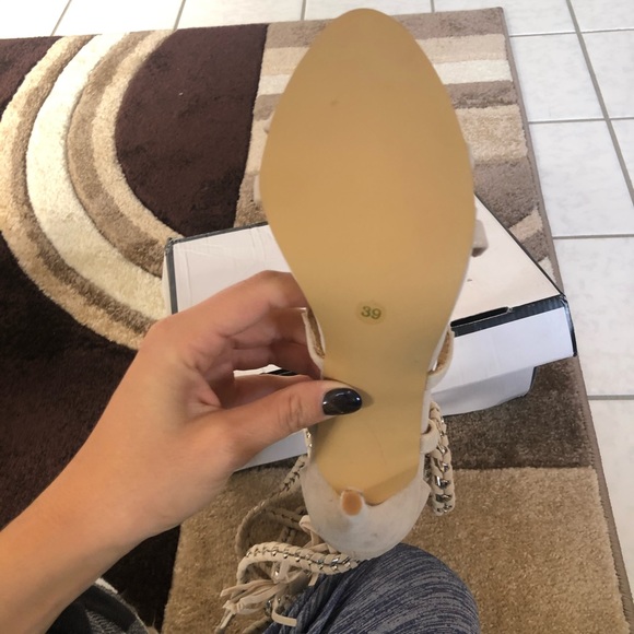 Jessica Buurman Lace Up Heel - Picture 2 of 2